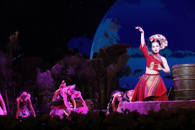 Nhiều hạng mục, cuộc thi dành cho nhiều lứa tuổi khác nhau cả trong và ngoài nước. Nhiều hạng mục, cuộc thi dành cho nhiều lứa tuổi khác nhau cả trong và ngoài nước.