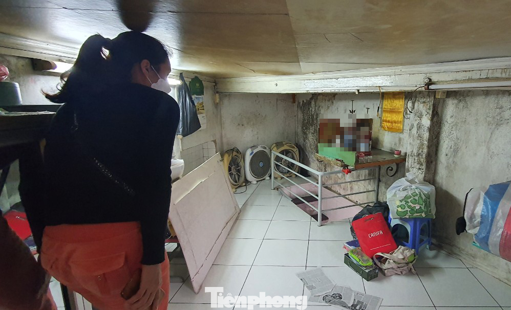 Giá nhà bình dân đã cao hơn khoảng 20 lần mức thu nhập trung bình của xã hội, khiến người có thu nhập trung bình, thu nhập thấp ở đô thị, công nhân lao động và người nhập cư khó có cơ hội sở hữu nhà ở. Giá nhà bình dân đã cao hơn khoảng 20 lần mức thu nhập trung bình của xã hội, khiến người có thu nhập trung bình, thu nhập thấp ở đô thị, công nhân lao động và người nhập cư khó có cơ hội sở hữu nhà ở.