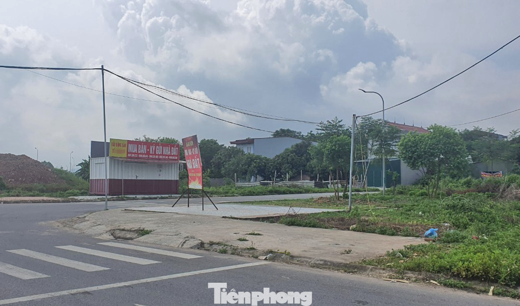 Người mua có nhu cầu ở thực có thể mua bất động sản thời điểm này nhưng phải chọn sản phẩm có pháp lý hoàn chỉnh, quy hoạch bài bản, không mua theo số đông và tuyệt đối không dùng đòn bẩy tài chính để mua hàng vào lúc này.