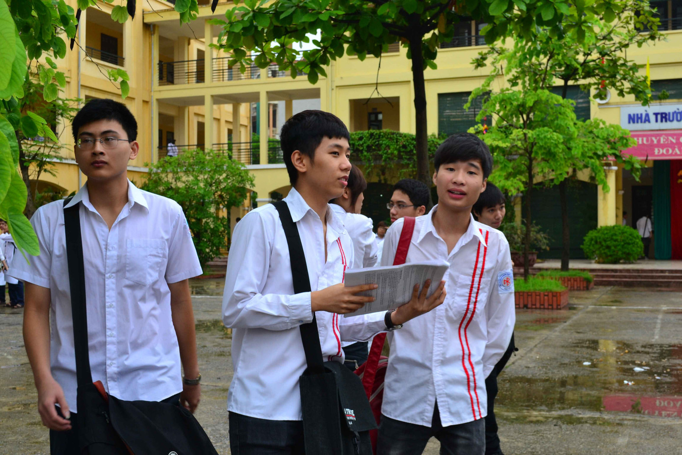 Thí sinh dự thi tốt nghiệp trung học phổ thông 2012