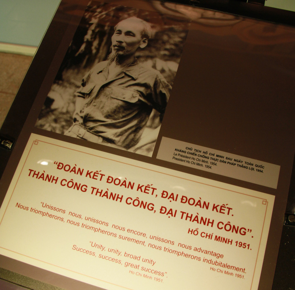 Bác Hồ sau ngày toàn quốc kháng chiến chống Thực dân Pháp thắng lợi