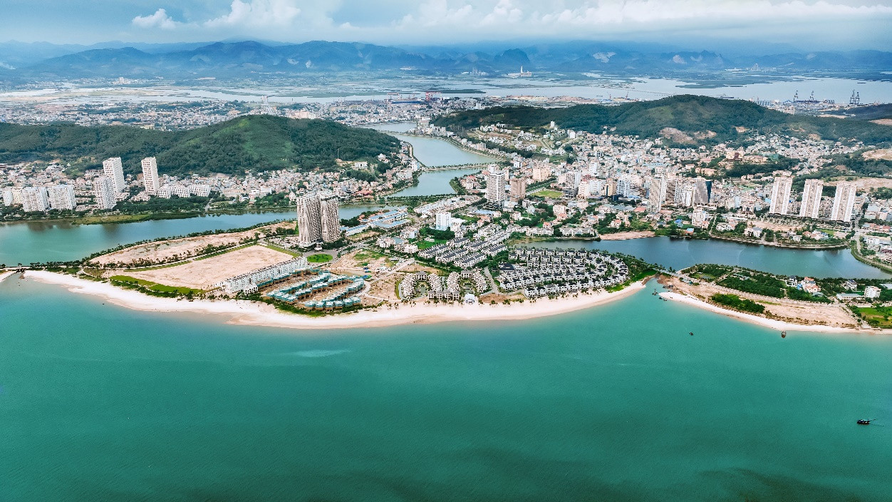 Các dự án mặt tiền biển, sở hữu lâu dài tại Hạ Long đang được nhà đầu tư Hà Nội quan tâm