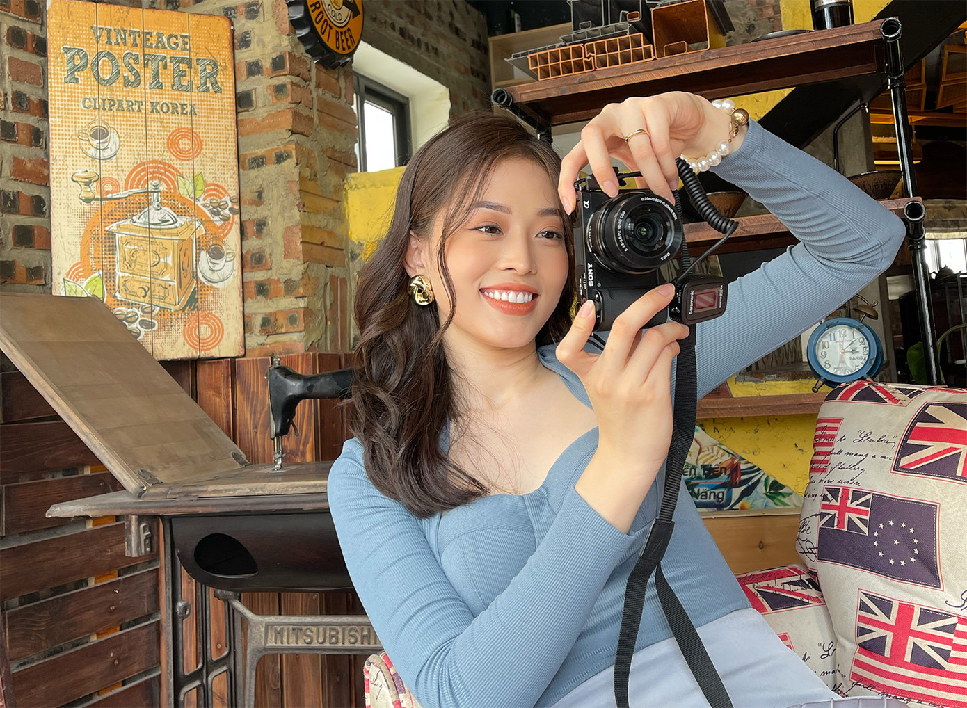 Á hậu 9x sẽ nhận bằng tốt nghiệp thứ hai vào cuối tháng 10 năm nay