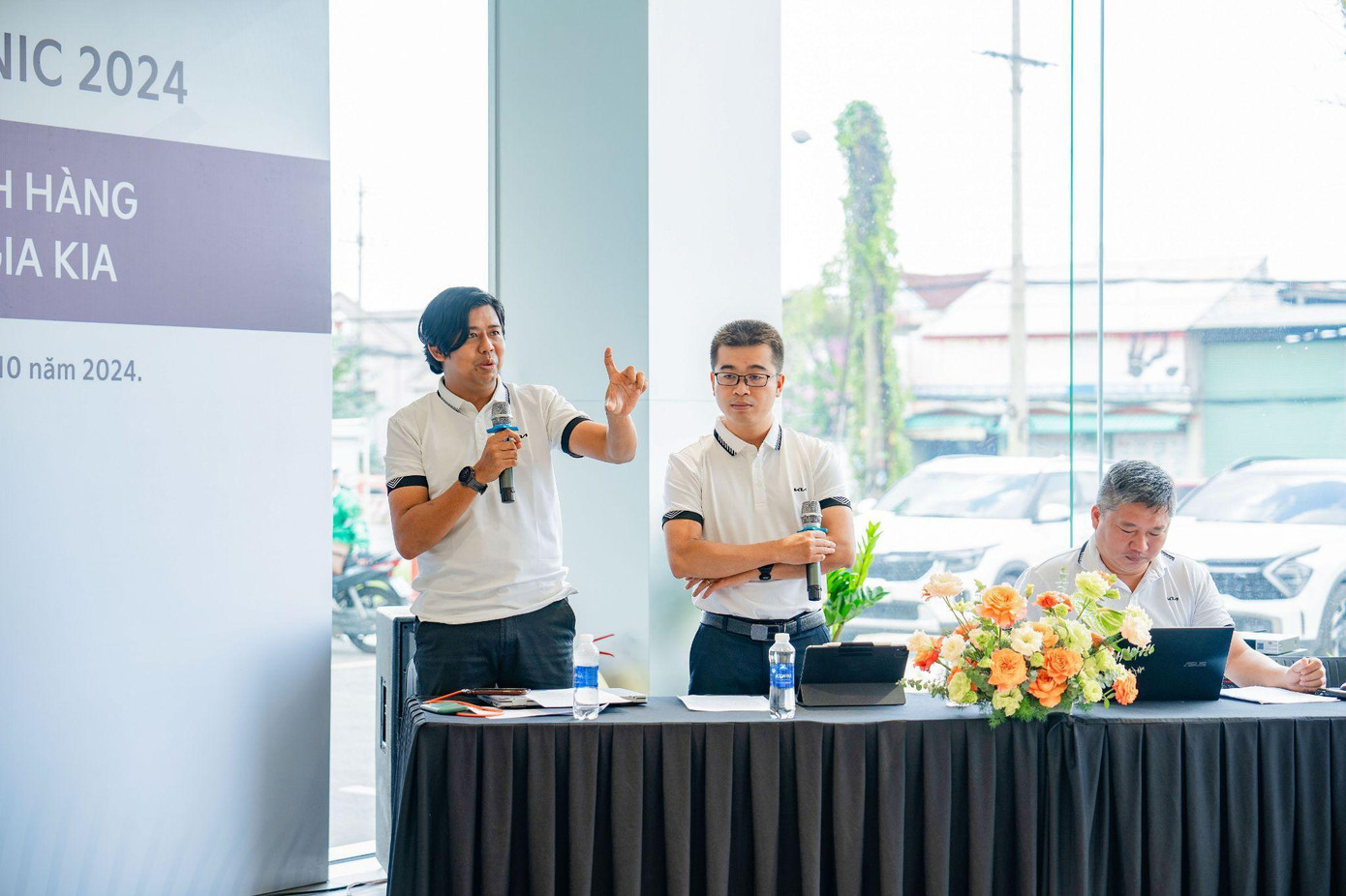 Ông Rosfazli Bin Mustaffa - Chuyên gia kỹ thuật Kia Châu Á Thái Bình Dương chia sẻ kiến thức về chăm sóc xe cho khách hàng Ông Rosfazli Bin Mustaffa - Chuyên gia kỹ thuật Kia Châu Á Thái Bình Dương chia sẻ kiến thức về chăm sóc xe cho khách hàng