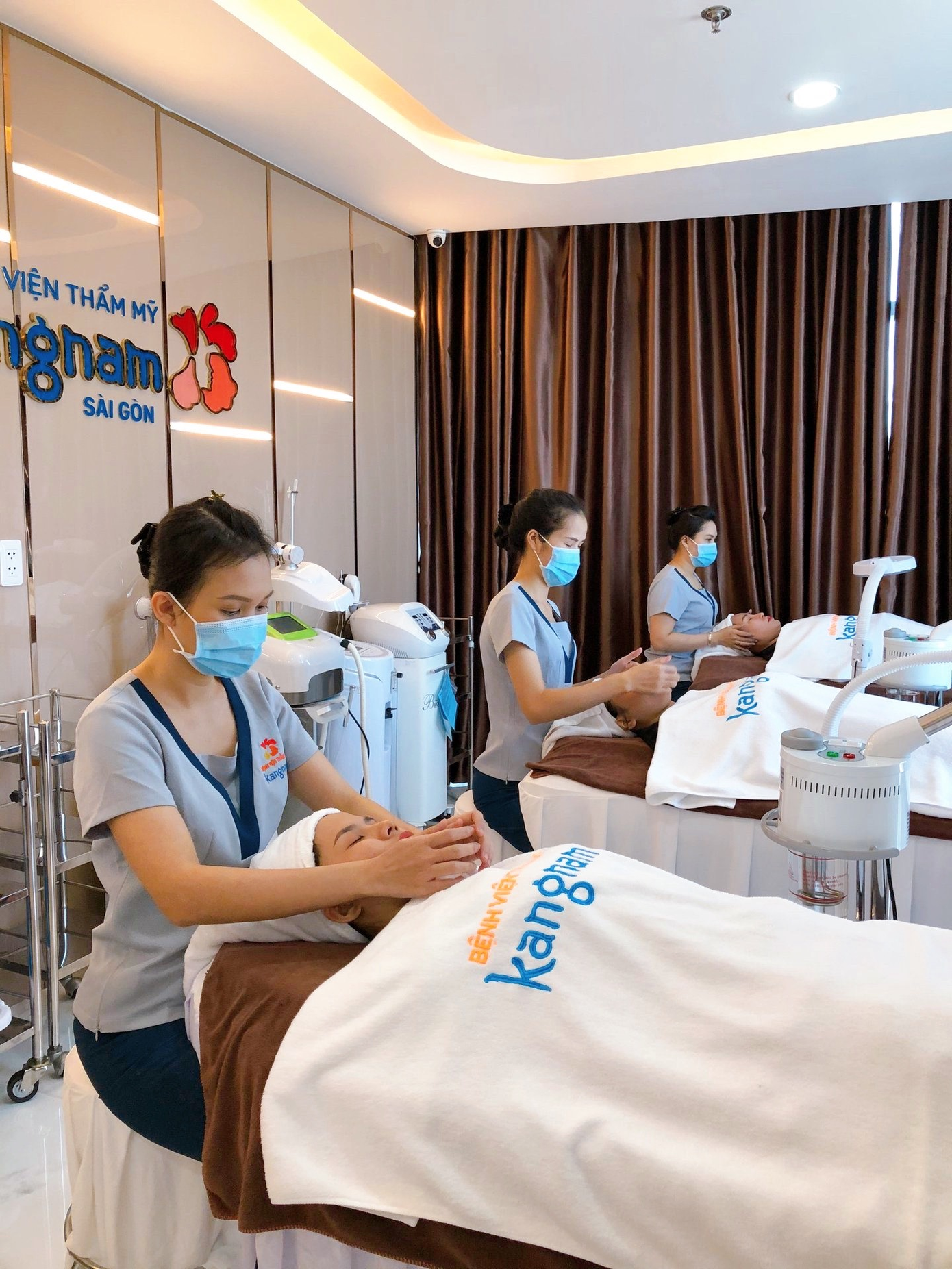 Chăm sóc, điều trị và trẻ hóa da cũng là lĩnh vực trọng tâm của Kangnam Quận 5