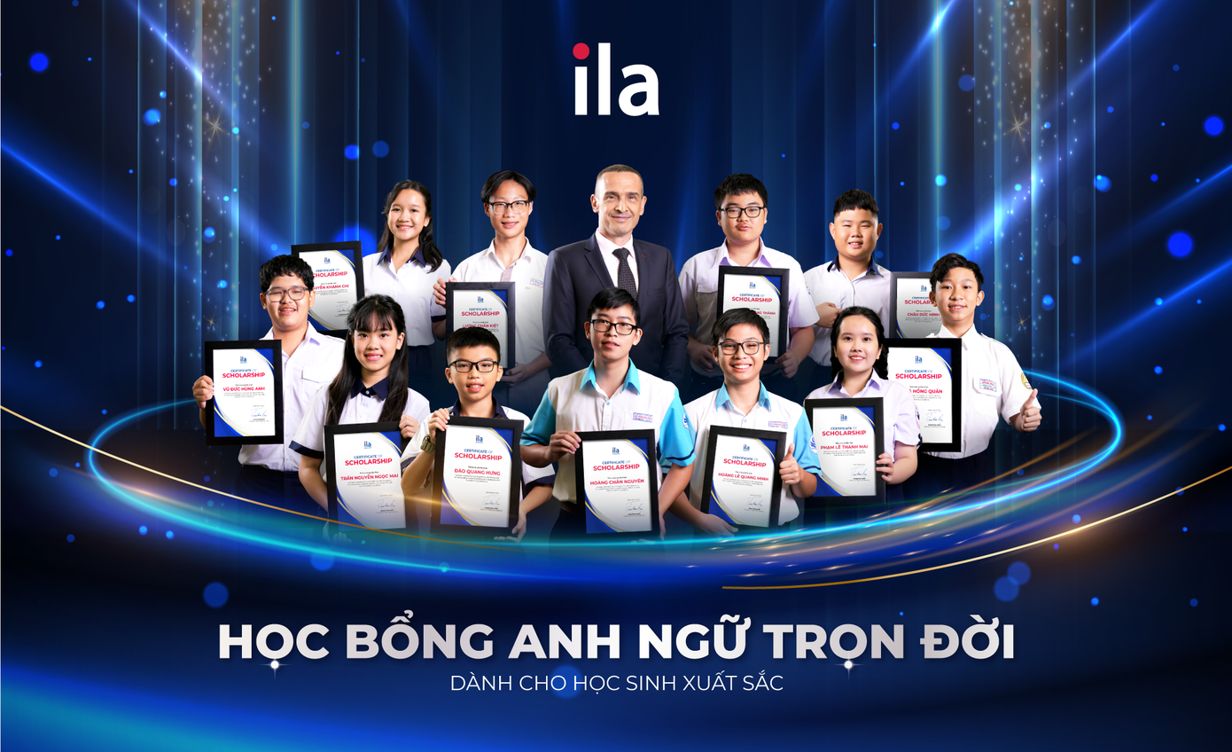 11 học sinh nhận học bổng đợt đầu tiên