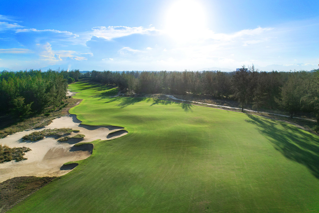 Sân Norman Course tại Đà Nẵng.