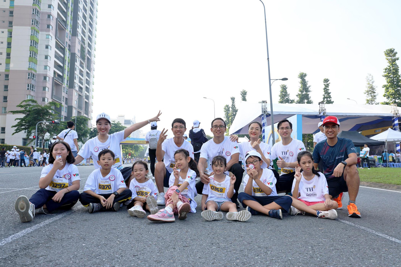 Chị Phương Yến cùng gia đình tham gia giải chạy S-Race Thành phố Hồ Chí Minh Chị Phương Yến cùng gia đình tham gia giải chạy S-Race Thành phố Hồ Chí Minh