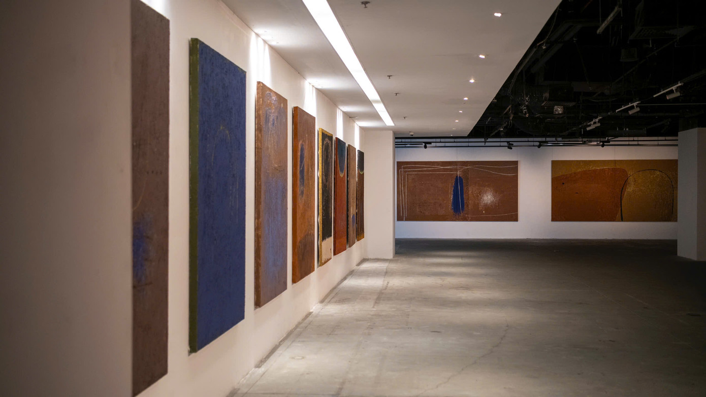 Không gian triển lãm “ĐẤT-EARTH” trưng bày các tác phẩm của Họa sĩ Lý Trực Sơn Không gian triển lãm “ĐẤT-EARTH” trưng bày các tác phẩm của Họa sĩ Lý Trực Sơn