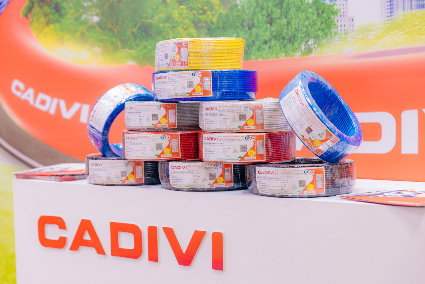 Dây và cáp điện bọc nhựa LF &amp; LSHF (không có kim loại chì độc hại) chậm cháy và chống cháy của CADIVI.