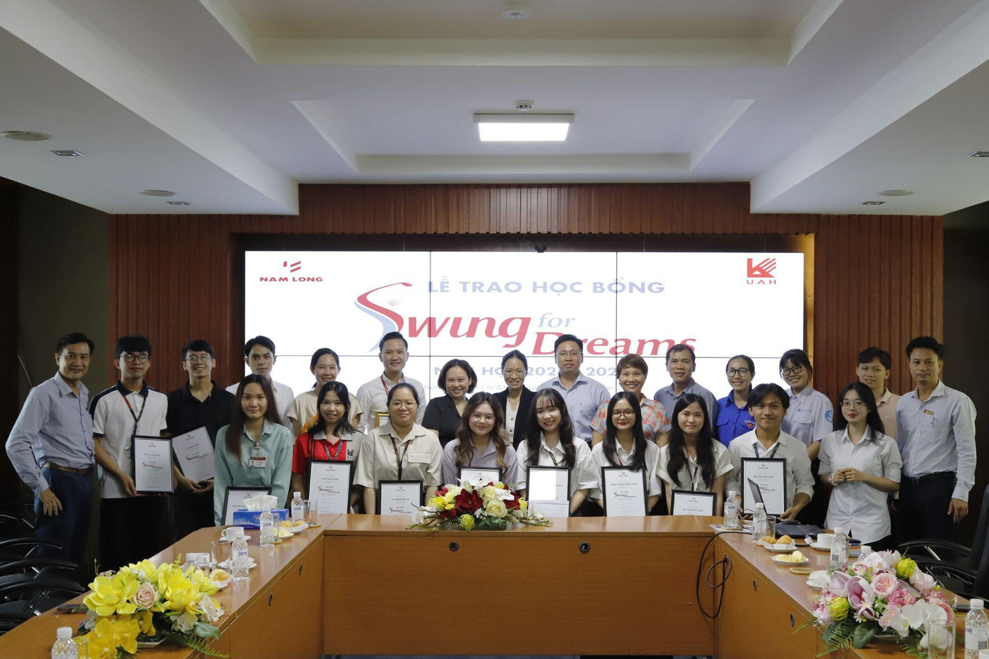 Tập đoàn Nam Long trao học bổng cho Trường Đại học Kiến trúc TP. HCM