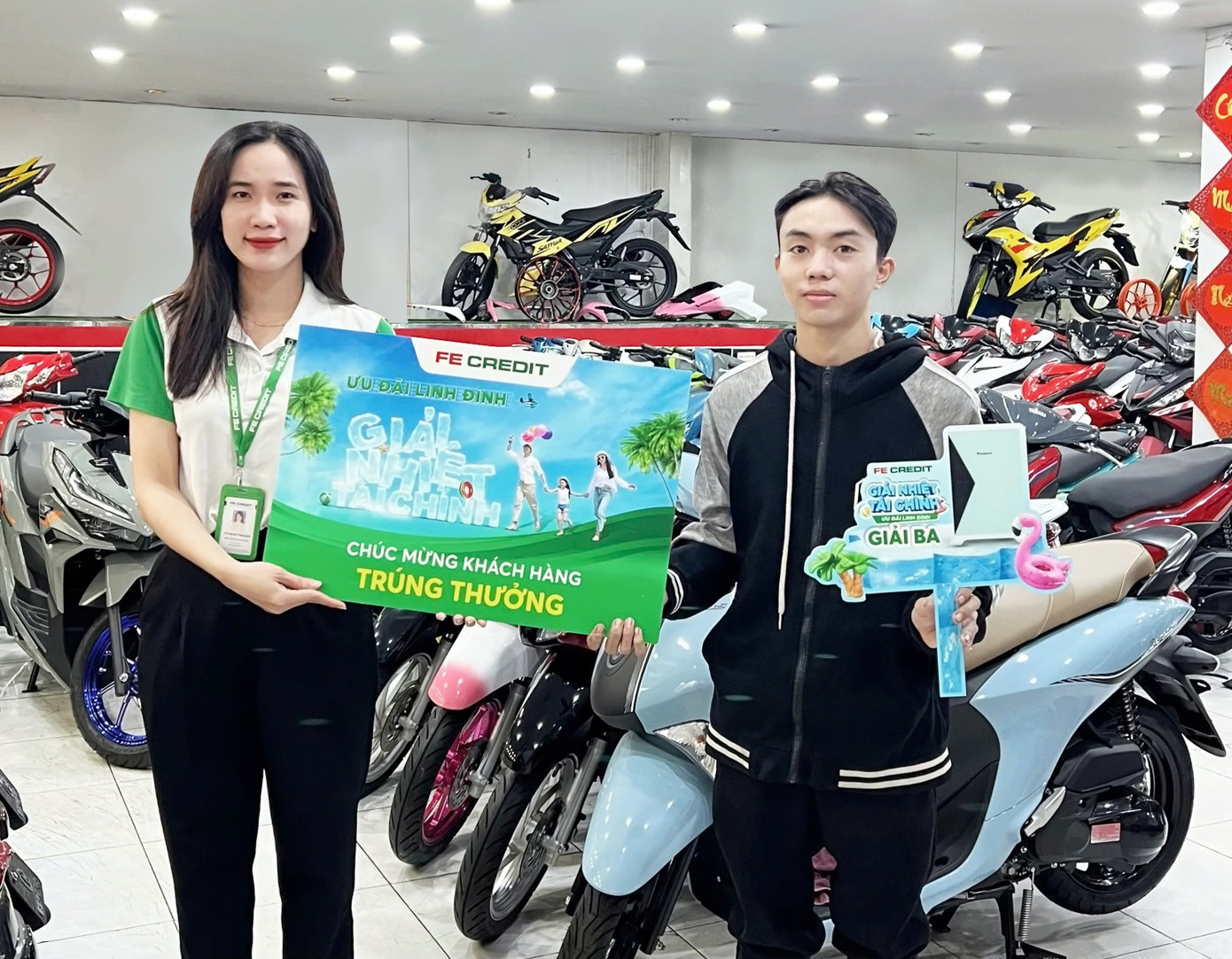 Anh Trịnh Vũ Linh (Kiên Giang) là một trong 20 chủ nhân may mắn trúng giải Ba của chương trình Anh Trịnh Vũ Linh (Kiên Giang) là một trong 20 chủ nhân may mắn trúng giải Ba của chương trình