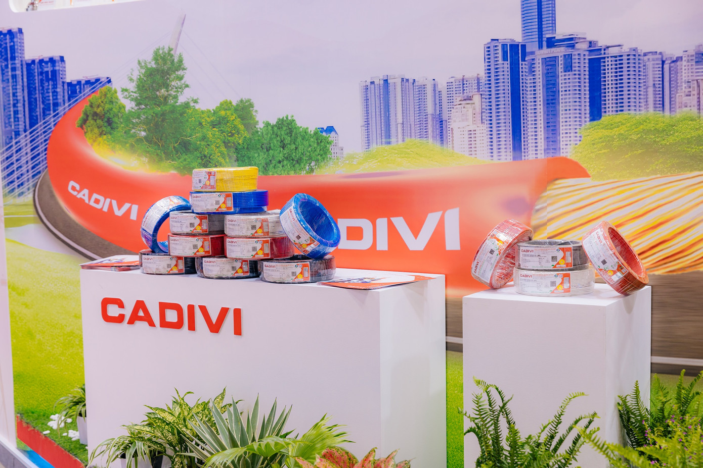 Dây và cáp điện bọc nhựa LF &amp; LSHF (không có kim loại chì độc hại) chậm cháy và chống cháy của CADIVI.