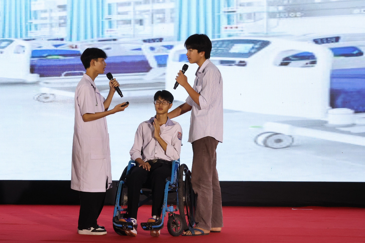 'Nói không với thuốc lá, thuốc lá điện tử và chất gây nghiện mới' ảnh 47