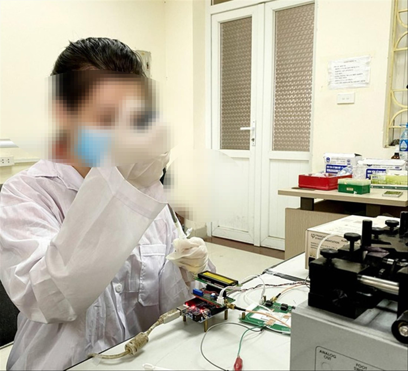 Liêm chính cần được đặt ra một cách nghiêm túc trong nghiên cứu khoa học (ảnh chỉ mang tính chất minh họa) Liêm chính cần được đặt ra một cách nghiêm túc trong nghiên cứu khoa học (ảnh chỉ mang tính chất minh họa)