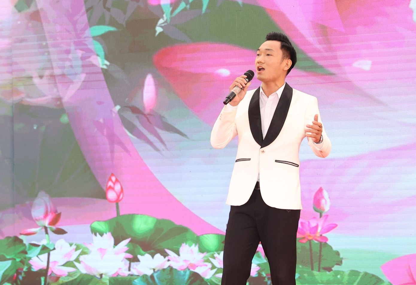 'Nói không với thuốc lá, thuốc lá điện tử và chất gây nghiện mới' ảnh 13