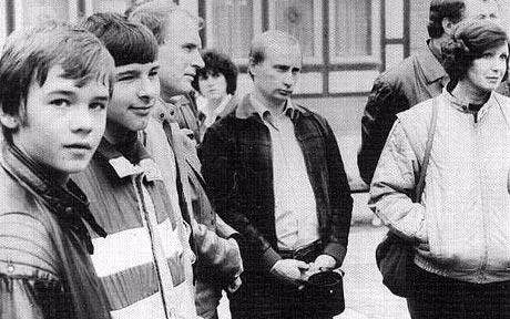 Ông Putin tiết lộ về quãng đời làm điệp viên tại KGB ảnh 2
