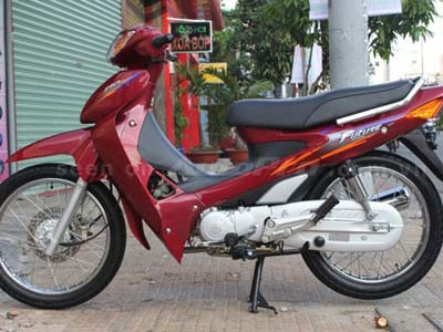 Một chiếc xe Honda Future từ năm 2002 đang được rao bán với giá “trên trời” đang khiến giới yêu xe xốn xang 
