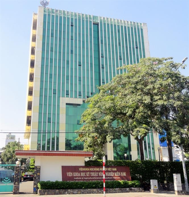 Theo báo cáo của cơ quan kiểm toán, tại Bộ NN&PTNN, Viện Khoa học nông nghiệp Việt Nam có 407,2ha đất lấn chiếm. Theo báo cáo của cơ quan kiểm toán, tại Bộ NN&PTNN, Viện Khoa học nông nghiệp Việt Nam có 407,2ha đất lấn chiếm.