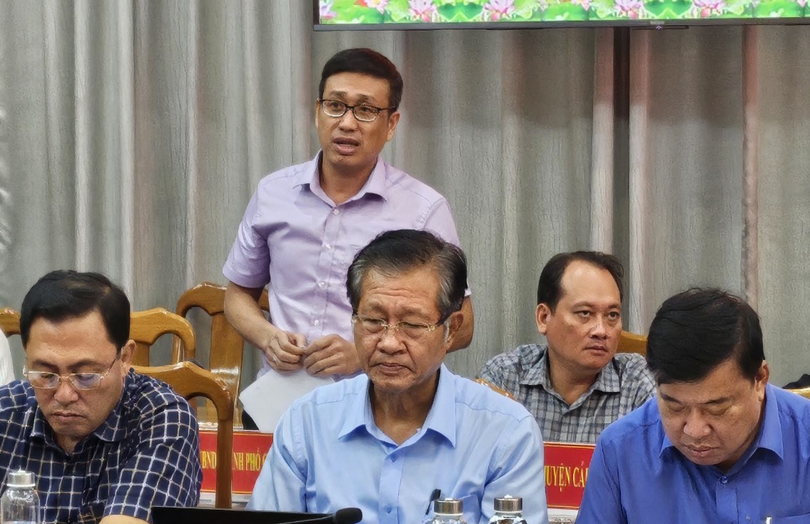 Ông Tăng Vũ Em, Phó Chủ tịch UBND TP. Cà Mau (Cà Mau) trả lời tại cuộc họp báo quý 2/2024.