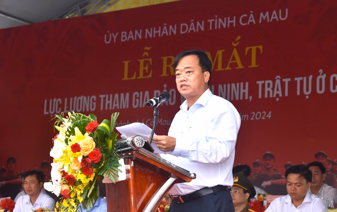 Ông Huỳnh Quốc Việt, Chủ tịch UBND tỉnh Cà Mau phát biểu tại lễ ra mắt lực lượng tham gia bảo vệ ANTT ở cơ sở của tỉnh. Tỉnh Cà Mau xây dựng 883 Tổ bảo vệ ANTT ở cơ sở, với 2.933 thành viên.