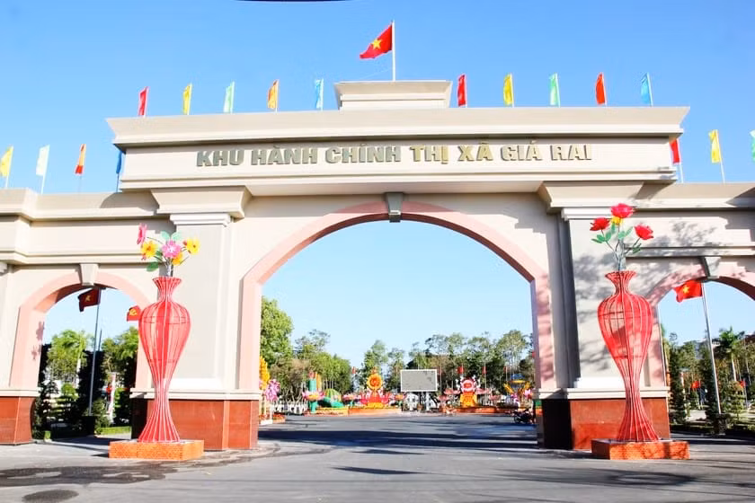Sở GD&ĐT Cà Mau đã huỷ bỏ quyết định điều chỉnh năm sinh của ông Đỗ Minh Thắng - Chủ tịch thị xã Giá Rai (Bạc Liêu). Sở GD&ĐT Cà Mau đã huỷ bỏ quyết định điều chỉnh năm sinh của ông Đỗ Minh Thắng - Chủ tịch thị xã Giá Rai (Bạc Liêu).