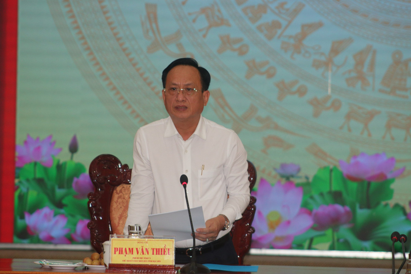 Chủ tịch UBND tỉnh Bạc Liêu - Phạm Văn Thiều chủ trì cuộc họp về tình hình sạt lở địa bàn tỉnh. Chủ tịch UBND tỉnh Bạc Liêu - Phạm Văn Thiều chủ trì cuộc họp về tình hình sạt lở địa bàn tỉnh.