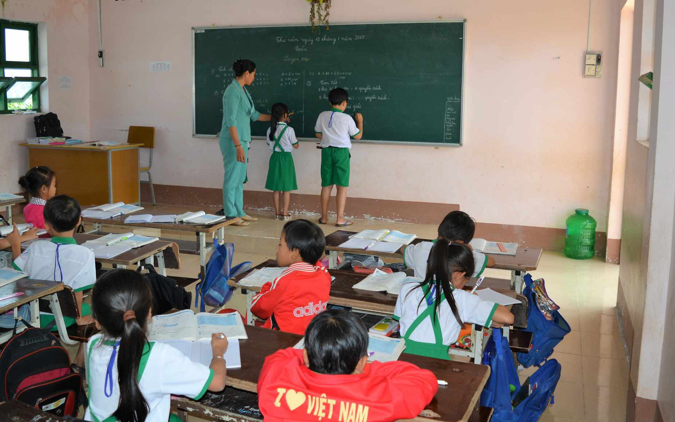 190 học sinh của tỉnh Cà Mau được hỗ trợ gạo trong năm học 2024 - 2025. 190 học sinh của tỉnh Cà Mau được hỗ trợ gạo trong năm học 2024 - 2025.