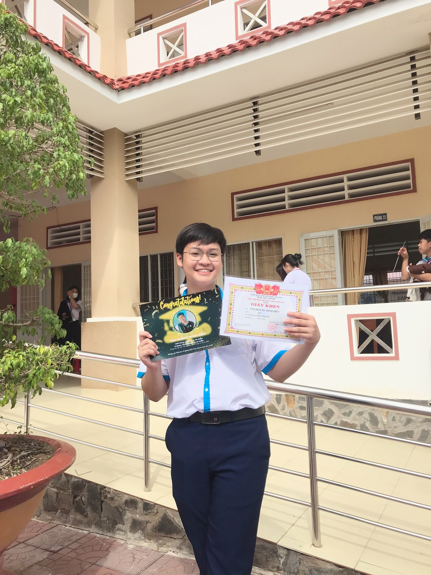 Mai Hoàng Minh Hiếu, học sinh Trường THPT Đầm Dơi đạt thủ khoa của tỉnh Cà Mau. Ảnh: NVCC. Mai Hoàng Minh Hiếu, học sinh Trường THPT Đầm Dơi đạt thủ khoa của tỉnh Cà Mau. Ảnh: NVCC.