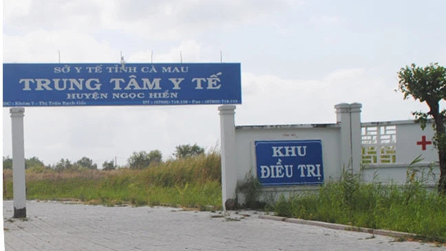 Trung tâm y tế huyện Ngọc Hiển (sau khi sáp nhập Bệnh viện Đa khoa huyện Ngọc Hiển).
