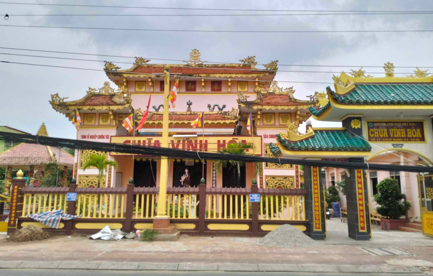 Chùa Vĩnh Hoà (phường 1, TP. Bạc Liêu). Chùa Vĩnh Hoà (phường 1, TP. Bạc Liêu).