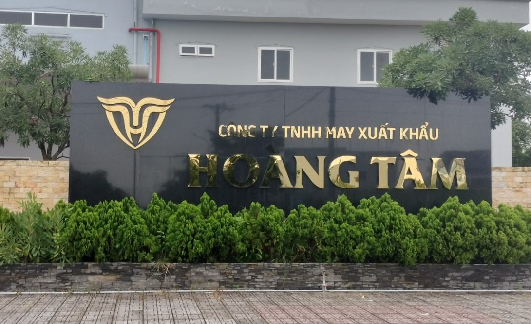 Công ty may Hoàng Tâm.