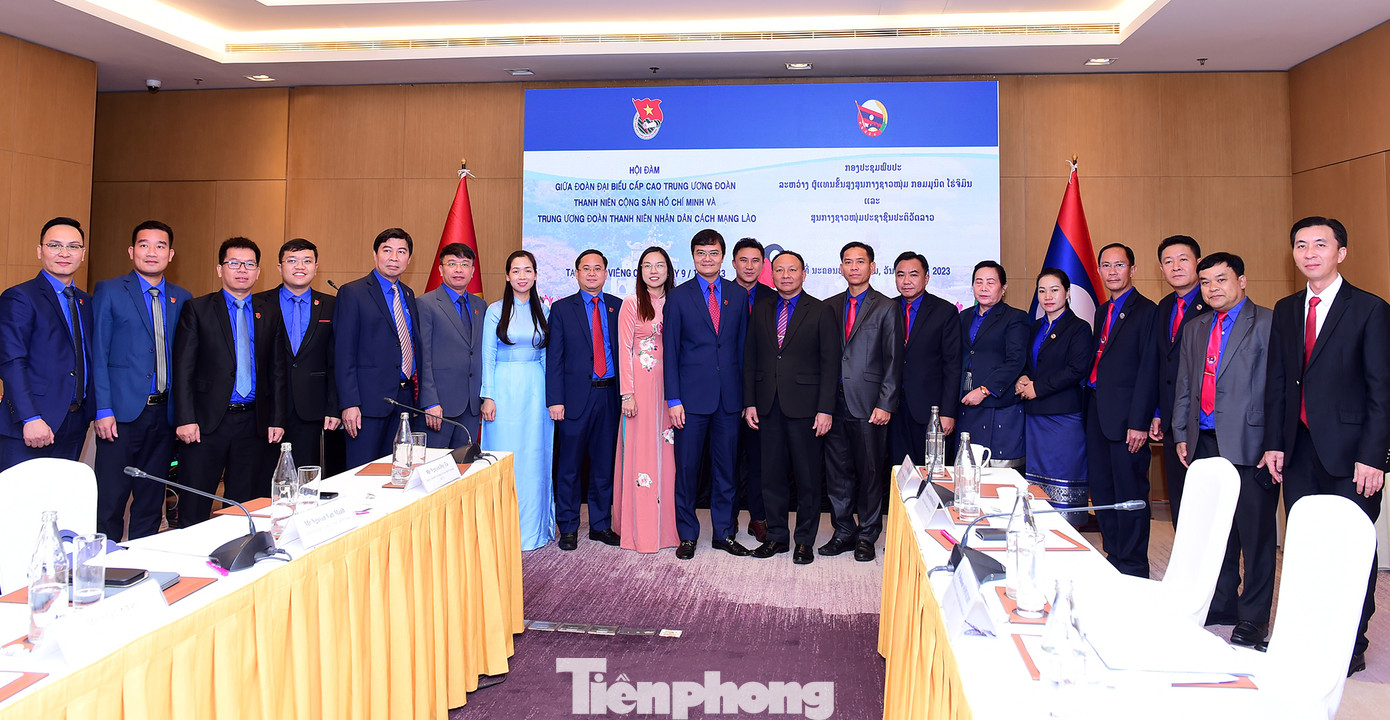 Đoàn đại biểu cấp cao T.Ư Đoàn hai nước tại chương trình hội đàm. Ảnh: Xuân Tùng Đoàn đại biểu cấp cao T.Ư Đoàn hai nước tại chương trình hội đàm. Ảnh: Xuân Tùng