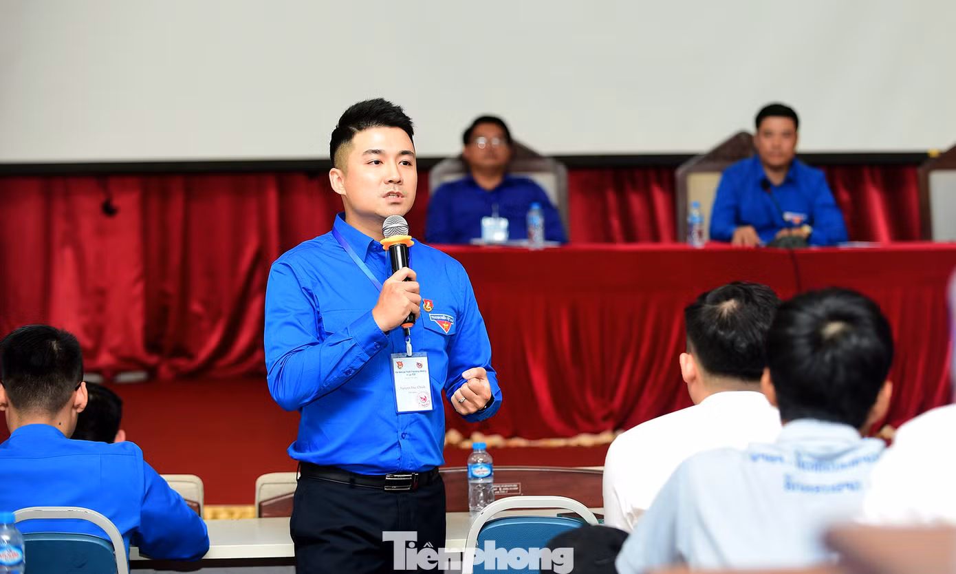 Nhiều ý kiến đã được chia sẻ từ các bạn sinh viên và thành viên đoàn đại biểu thanh niên Việt Nam. Ảnh: Xuân Tùng Nhiều ý kiến đã được chia sẻ từ các bạn sinh viên và thành viên đoàn đại biểu thanh niên Việt Nam. Ảnh: Xuân Tùng