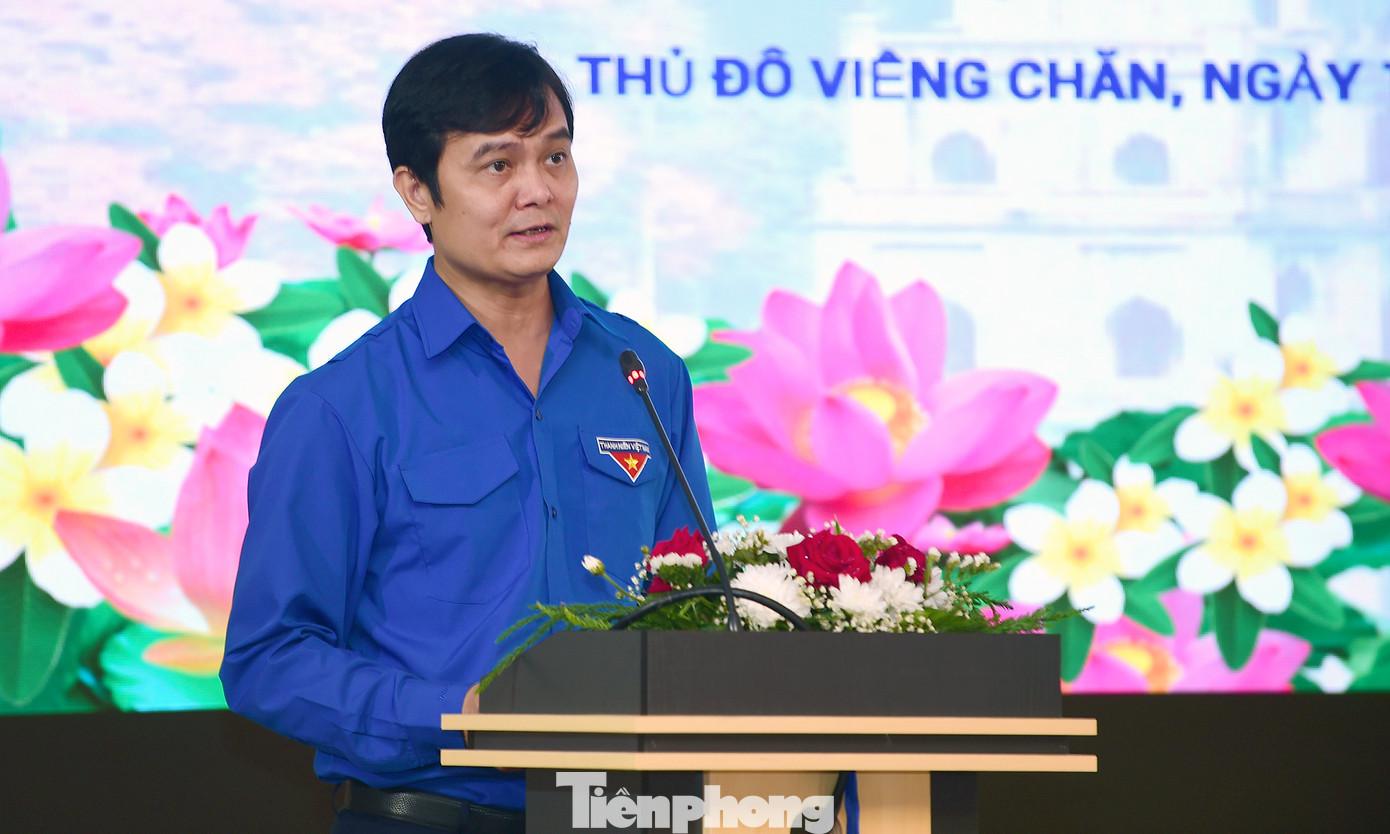 Anh Bùi Quang Huy phát biểu tại hội thảo. Ảnh: Xuân Tùng