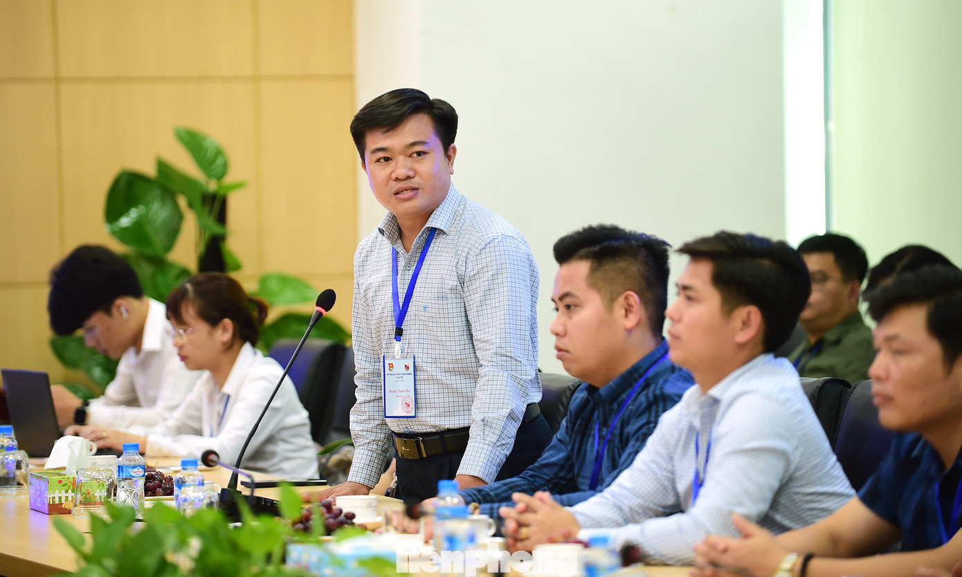 Anh Huỳnh Thanh Nhã phát biểu ý kiến tại chương trình. Ảnh: Xuân Tùng