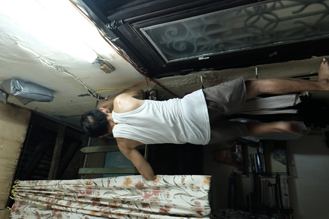 Nơm nớp sống trong những biệt thự cũ xuống cấp ảnh 1