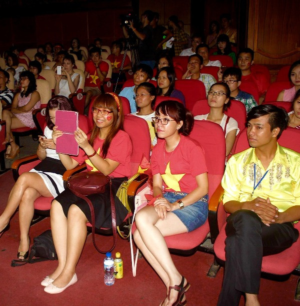 “Tình anh em” đưa nhạc cổ điển đến giới trẻ ảnh 4