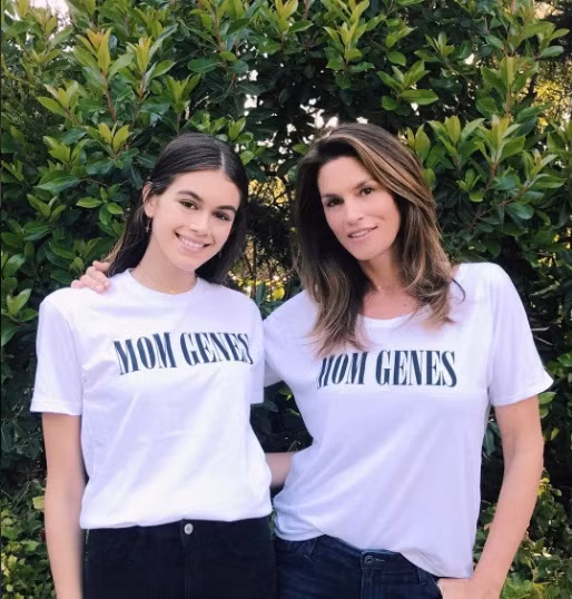 ‘Chân dài’ lừng danh một thời Cindy Crawford quá đỗi gợi cảm ảnh 16