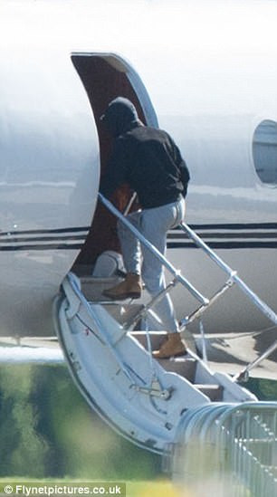 Taylor Swift bí mật đi nghỉ cùng ‘phi công trẻ’ ảnh 6