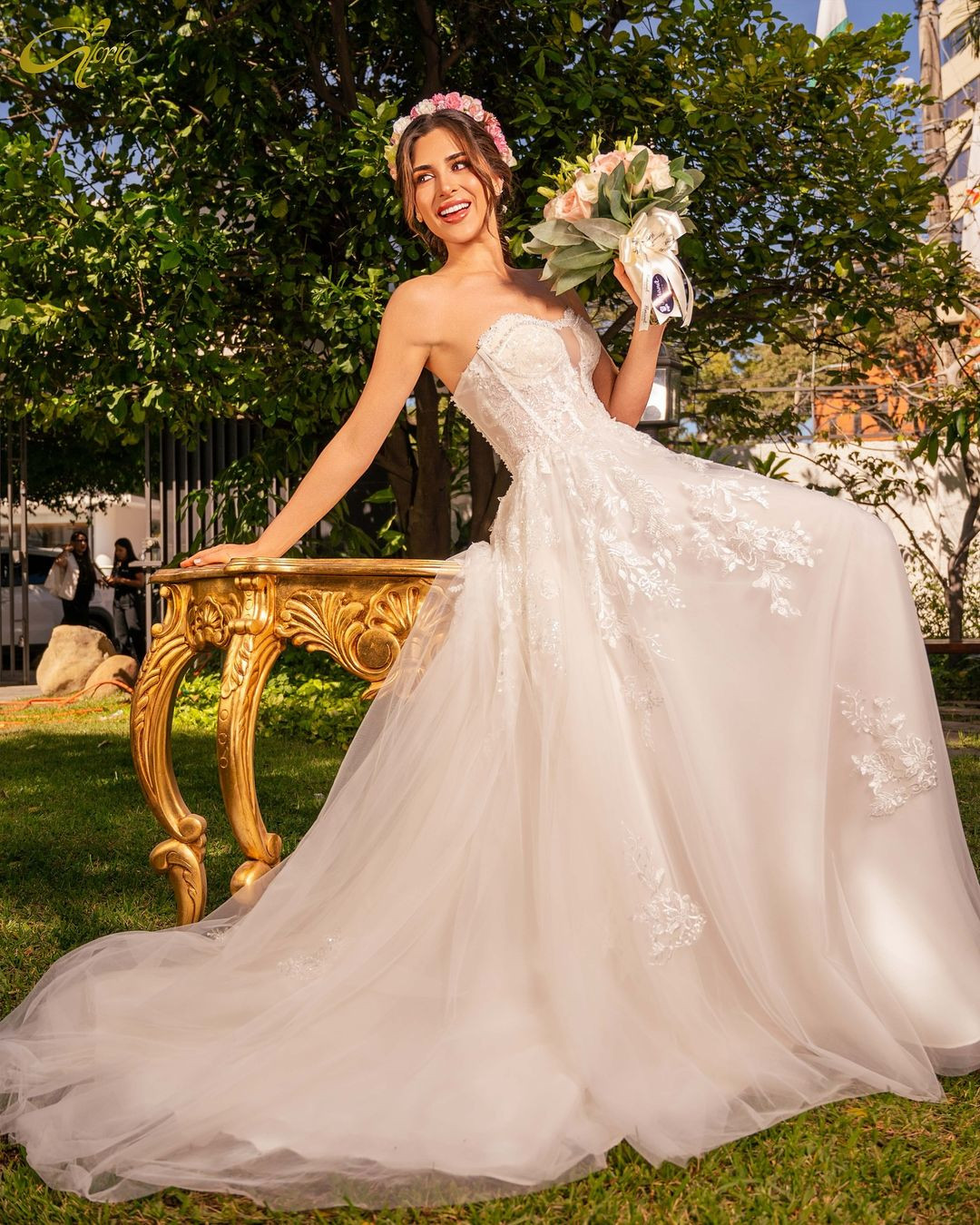 Người đẹp phát biểu sau khi đăng quang: “Tôi vinh dự và biết ơn khi được trao vương miện Hoa hậu Hoàn vũ Bolivia 2024. Danh hiệu này không chỉ dành cho tôi, nó dành cho mọi cô gái trẻ mơ ước tạo ra sự khác biệt. Tôi cam kết sử dụng nền tảng này để mang tiếng nói của những người thường không được lắng nghe và thúc đẩy sự thay đổi tích cực trong xã hội của chúng ta".