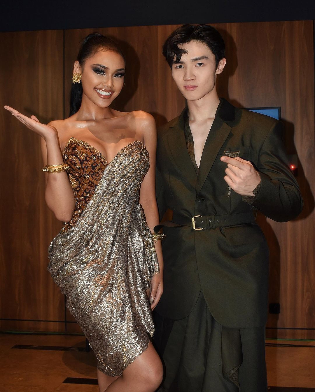 Trong quá trình tham dự Hoa hậu Siêu quốc gia 2024 ở Ba Lan, cô gây ấn tượng với phong cách thanh lịch, quyến rũ và sự tự tin, đĩnh đạc.