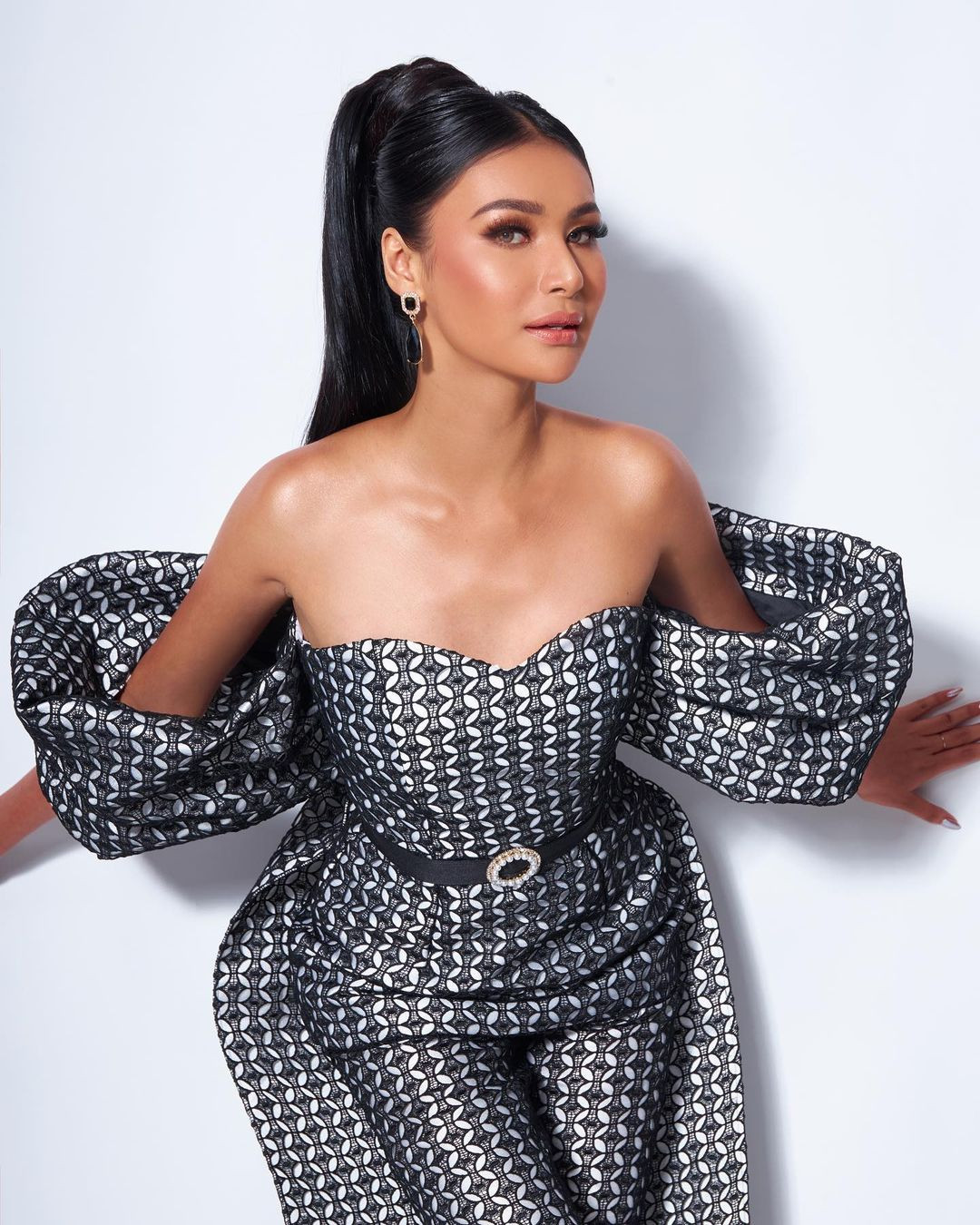 Theo Myrna Esguerra, cô có thể làm được điều này nhờ những người phụ nữ đã mở đường trao quyền. "Điều đó giúp chúng tôi luôn đạt được mục tiêu của mình, bất kể đó là gì", cô nói.