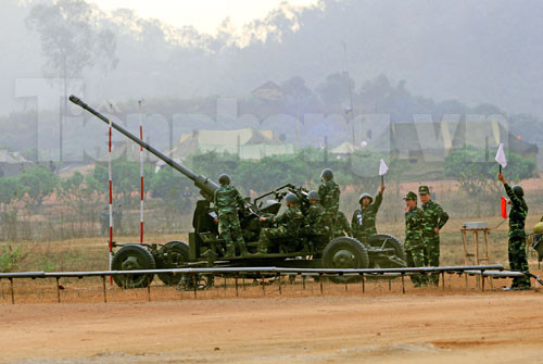 Sẵn sàng cho đợt truy kích mục tiêu tiếp theo. Sẵn sàng cho đợt truy kích mục tiêu tiếp theo