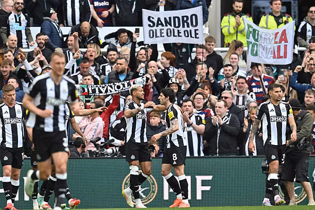 MU thua sốc trên sân Newcastle ảnh 8 MU thua sốc trên sân Newcastle ảnh 8