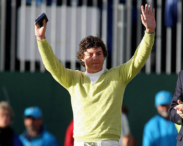 Rory McIlroy được vinh danh là golfer nghiệp dư xuất sắc nhất The Open 2007. Rory McIlroy được vinh danh là golfer nghiệp dư xuất sắc nhất The Open 2007.