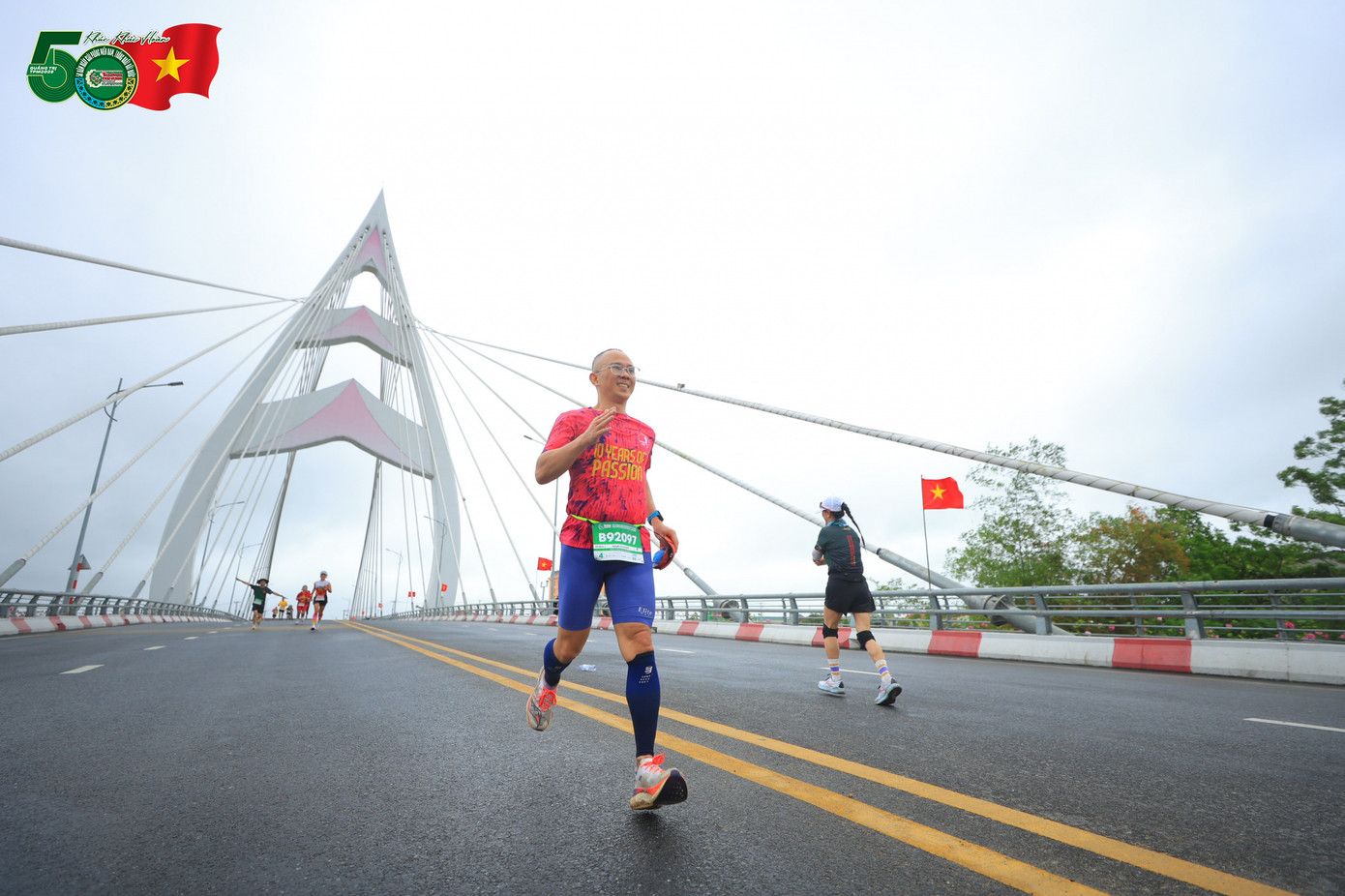 Runner Nguyễn Thành Chung trải qua hành trình nhiều cung bậc cảm xúc tại Quảng Trị.