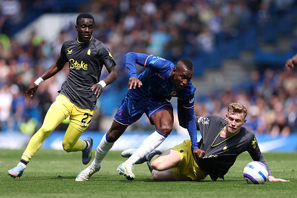 Chelsea chật vật thắng Everton, nuôi mộng dự Champions League ảnh 11