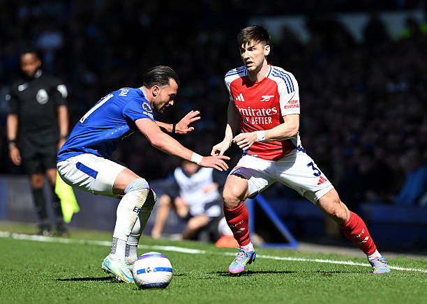 Arsenal mất điểm trên sân Everton ảnh 32 Arsenal mất điểm trên sân Everton ảnh 32