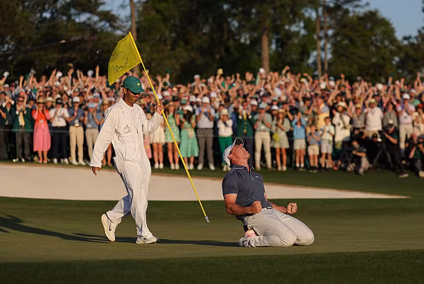 McIlroy bùng nổ cảm xúc khi vô địch The Masters 2025.